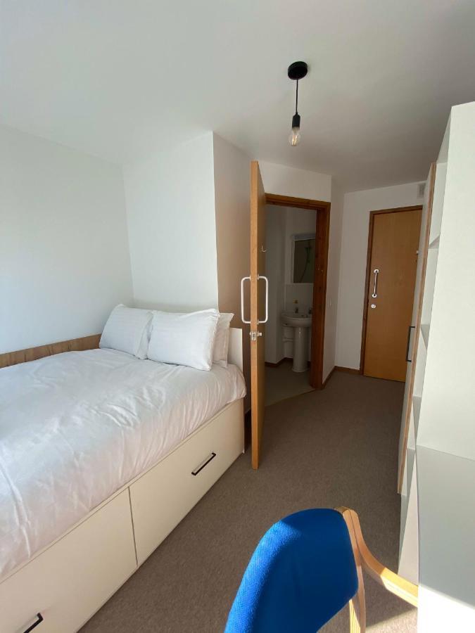 Regency Hall Smart Cheltenham Ensuite Rooms B Ngoại thất bức ảnh